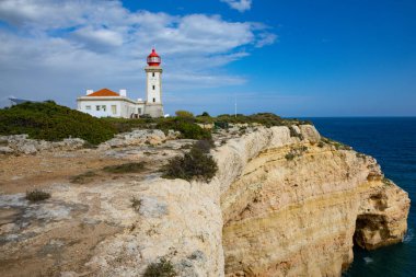 Carvoeiro 'nun tarihi deniz feneri