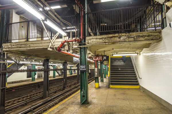 subway station 190 street in New York