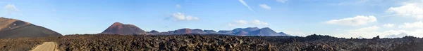 Vulcano nel parco nazionale timanfaya a Lanzarote — Foto Stock