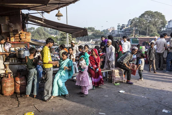 Ludzie w hotelu Bazar meena — Zdjęcie stockowe