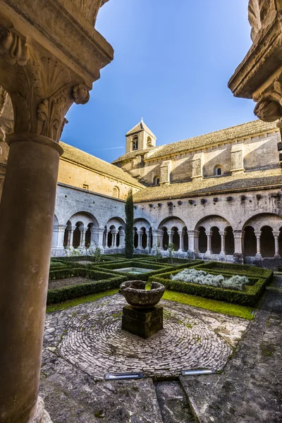 Beroemde Senenque Abbey — Stockfoto