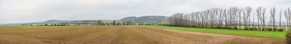Panoramique krajina v oblasti Kyffhaeuser v Durynsku — Stock fotografie