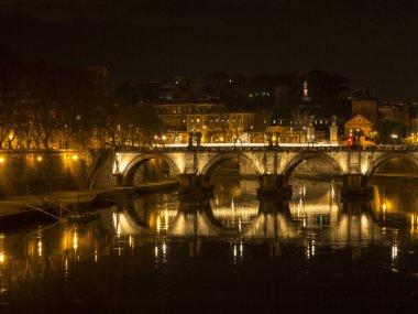 Ponte Sant Sisto Tiber Nehri, Saint Peter kubbe yansıyan 