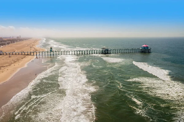 Aerial View Iconic Landmark Pier Huntington Beach California Waves Roll — Stock Photo, Image