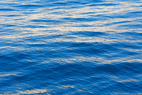 Reflejo de la superficie del océano — Foto de Stock