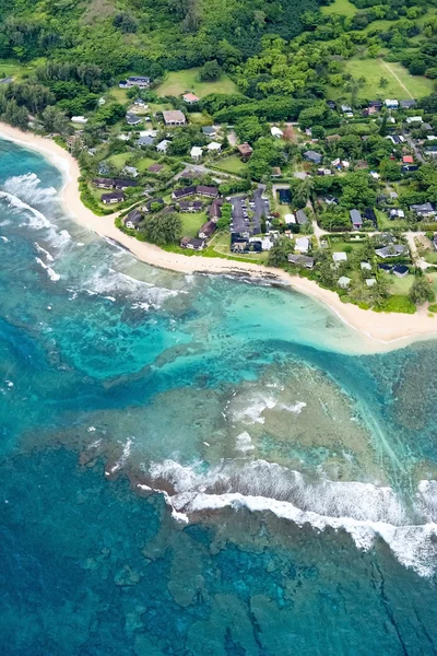 Vue aérienne du rivage de Kauai à Hawaï — Photo