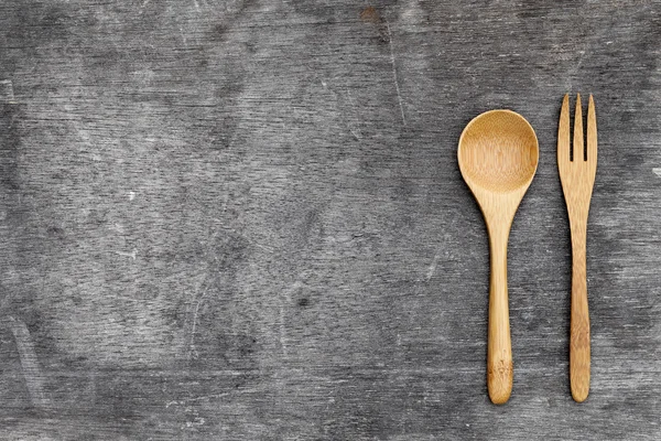 Cuchara y tenedor de madera — Foto de Stock