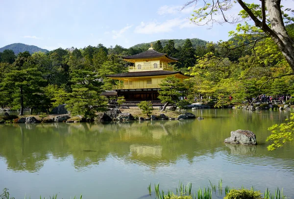 Pabellón de Oro en el Templo Kinkakuji, Kyoto Japón —  Fotos de Stock