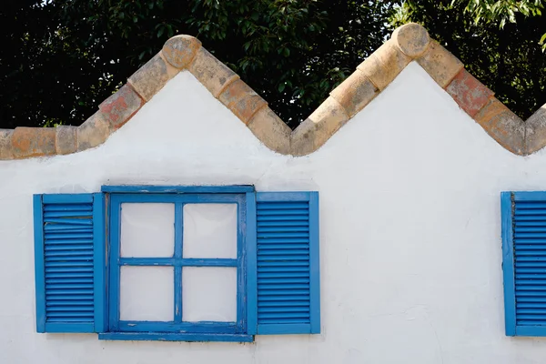 Classic woodn window — Stock Photo, Image