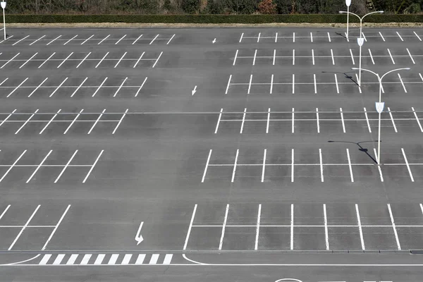 Vacant parking lot — Stock Photo, Image