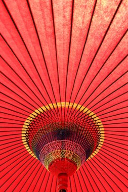 Japon kırmızı şemsiye