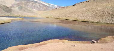 Şili 'deki El Yeso Barajını mumyalayın. 