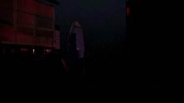 Fırtınalı Lightning'ler ve yağmur, İsviçre Reasürans Genel Müdürlük, Kornişon, gece Londra'da Yakınlaştır