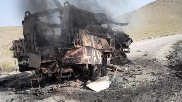 Army Humvee Burning Running Land Mine — Vídeo de stock