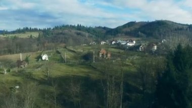 Uçuş alanları ve kırsal çayırlar üzerinde