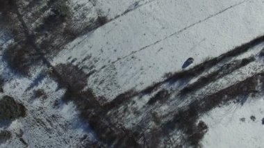 Kış, hava görünümünde, kamera aşağı dağ köyü