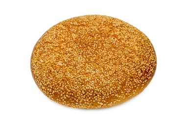 Taze pişmiş çavdar ekmeği. Beyaz arka planda izole bir nesne. Sağlıklı pişmiş ekmek. Beyaz üzerine bir parça ekmek.