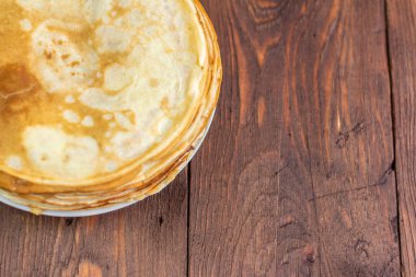 Rus gözlemeleri. Bir yığın Rus köyü gözlemesi. Uzayın bir kopyası..