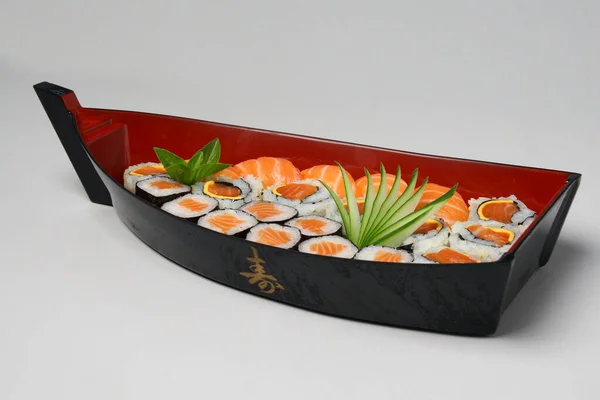 Japán Food Sushi Csónakban — Stock Fotó