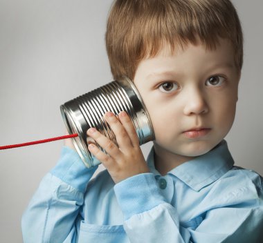 çocuğu Dinle konserve telefon