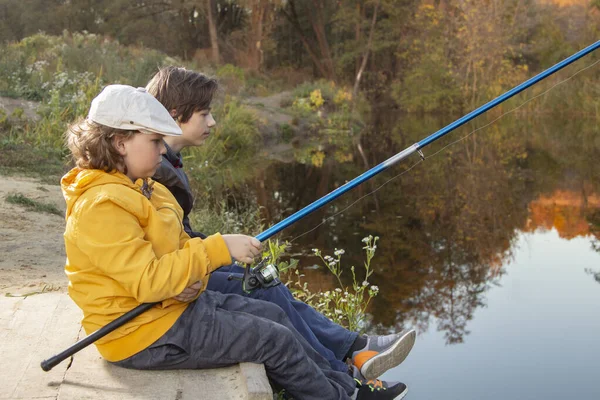 Happy Teen Boys Fishing River Two Children Fisherman Fishing Rod — Stock Photo, Image