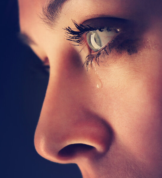 Красавица плачет
