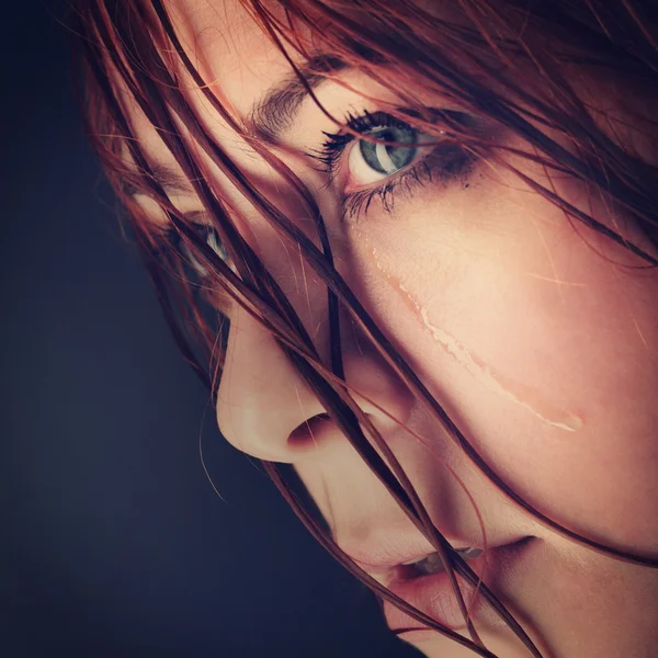 Beauty girl cry — Stock Photo, Image