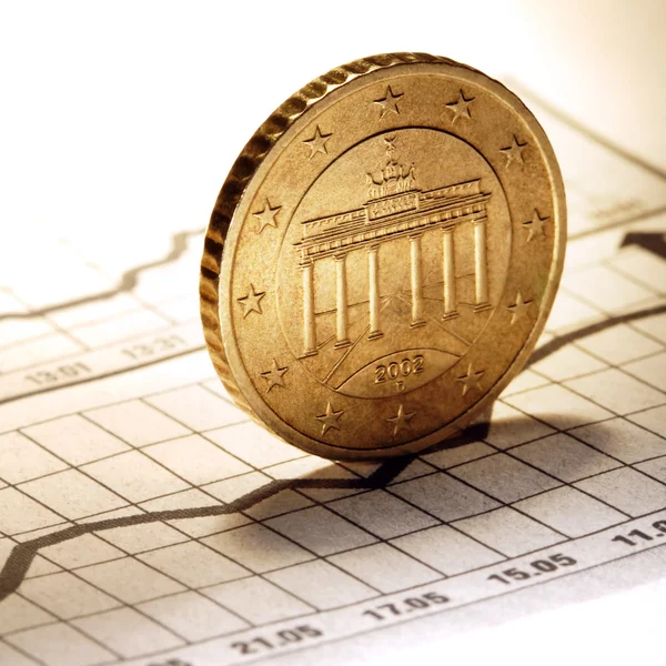 Coin on chart — Stock Photo, Image