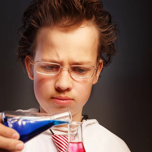 Funny emotional chemist with two flasks — Stock Photo, Image