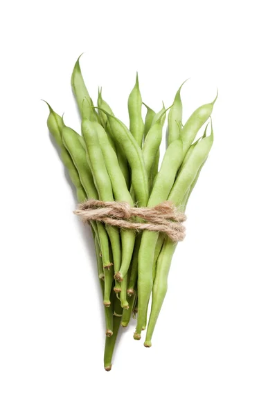 Bos van groene bonen vastgebonden met touw — Stockfoto