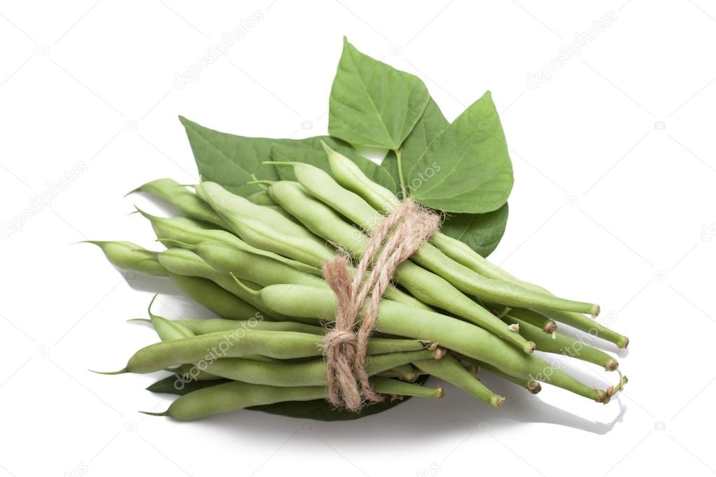 bunch of green beans tied with rope