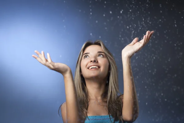 Menina beleza com guarda-chuva — Fotografia de Stock