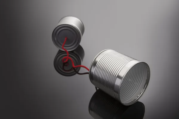 Brinquedo de telefone de uma lata — Fotografia de Stock