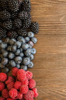 Ahududu ve böğürtlen