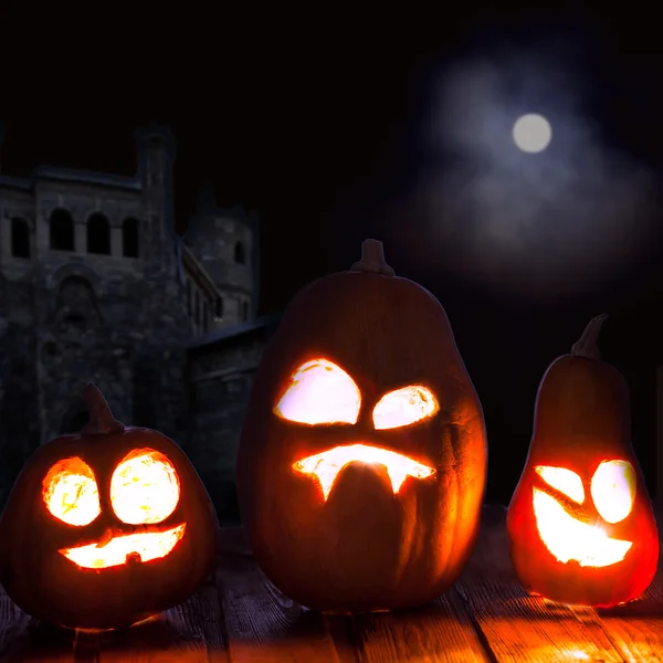 Cara de calabaza de Halloween Jack o linternas — Foto de Stock