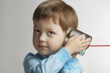 çocuğu Dinle konserve telefon