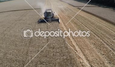 Hasat Mowser buğday alan üzerinde 
