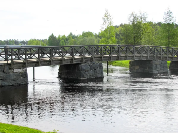 Ponte sul fiume — Foto Stock