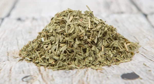 Kurutulmuş tarhun otlar