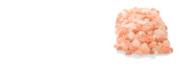 Himalaya kaya tuzu beyaz arka plan üzerinde beyaz kase