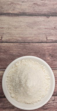 Kurutulmuş Hindistan cevizi tozu