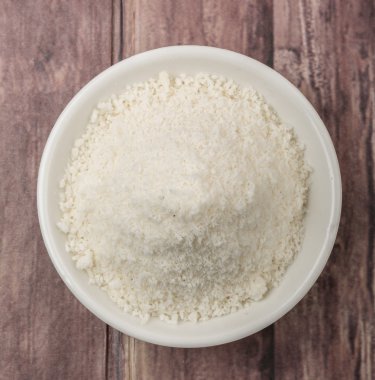 Kurutulmuş Hindistan cevizi tozu