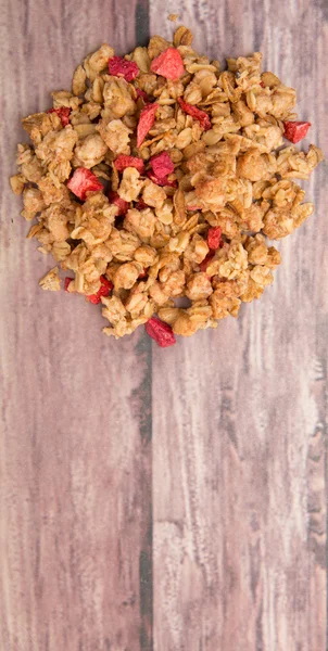 Cereal de pequeno-almoço com framboesa seca — Fotografia de Stock