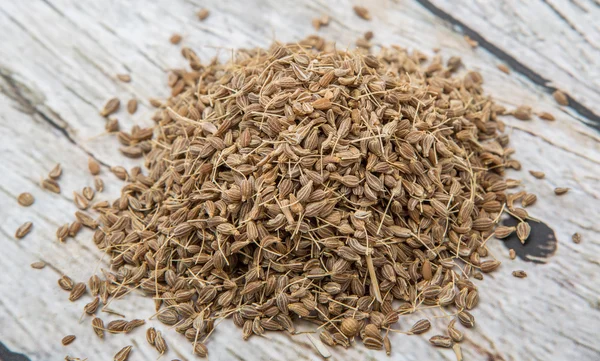 Kurutulmuş anason baharat