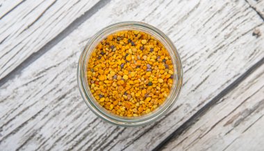 Arı polen Mason kavanoza