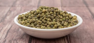 Yeşil biber kurutulmuş