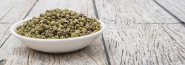 Yeşil biber kurutulmuş