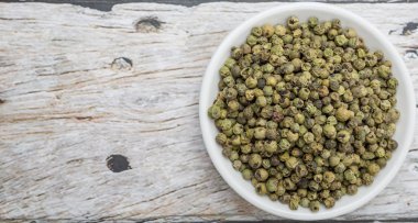 Yeşil biber kurutulmuş