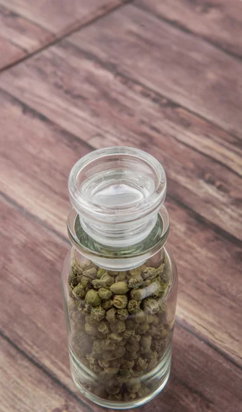 Groene peper In glazen ampul — Stockfoto