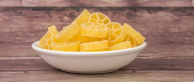 Kurutulmuş Rotelle makarna